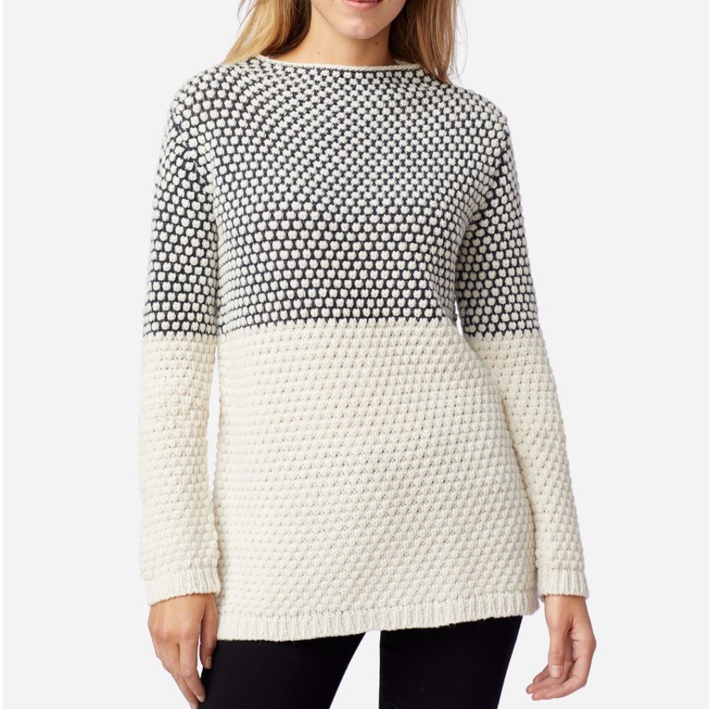 NWT Women's Textured Funnel Neck Pullover